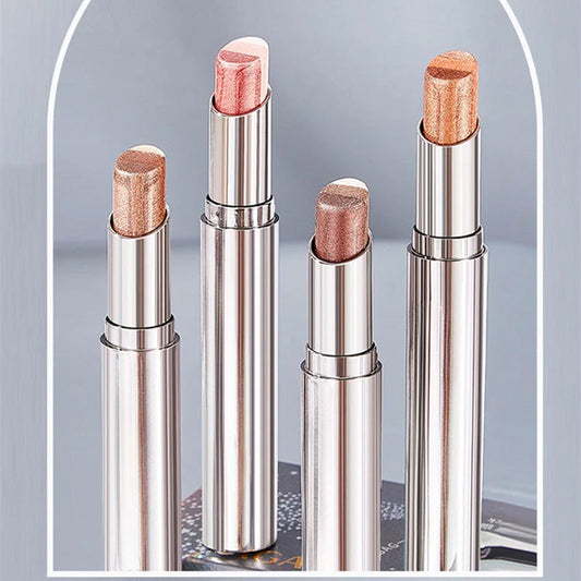 Benefit crit! 💥 Buy 1 get 2 waterproof eyeshadow sticks, a must-have for lazy people!